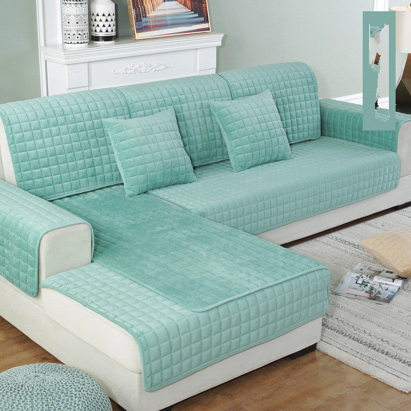 Plush sofa cover for soft couch protection and modern décor.