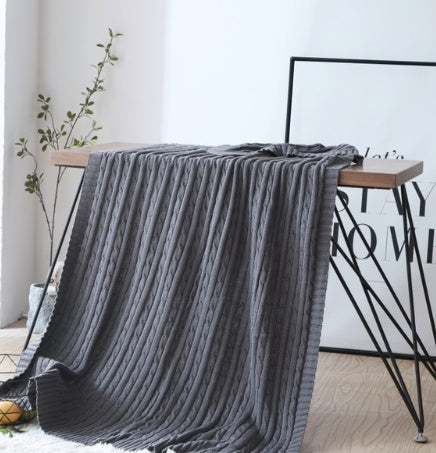 Solid color throw blanket
Breathable cotton throw