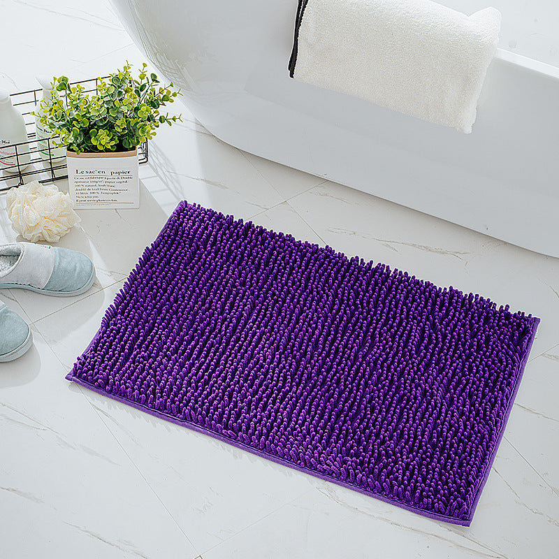 Water absorbing bath mat