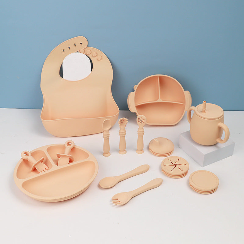 Baby suction bowl and plate
Baby feeding bib set