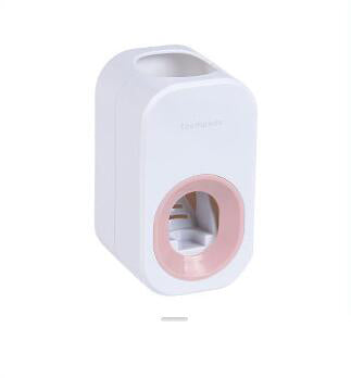 Bathroom squeezer gadget
