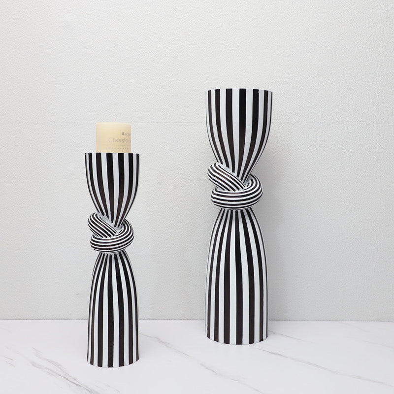 Modern candle décor

