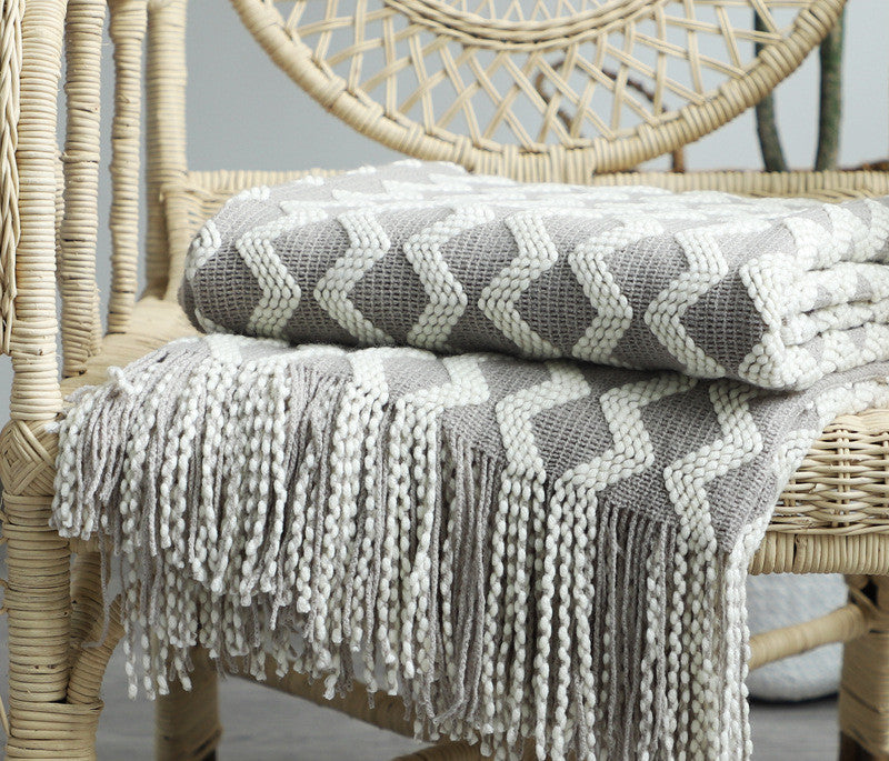Decorative sofa throw

Cozy knit blanket