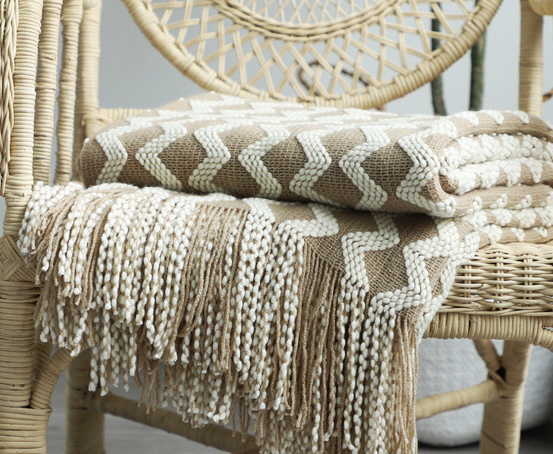 Decorative sofa throw

Cozy knit blanket