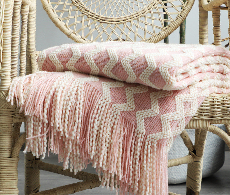 Decorative sofa throw

Cozy knit blanket