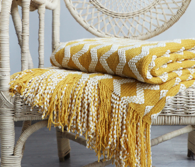 Decorative sofa throw

Cozy knit blanket