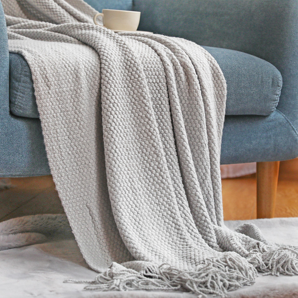 Sofa throw blanket

Decorative knit throw