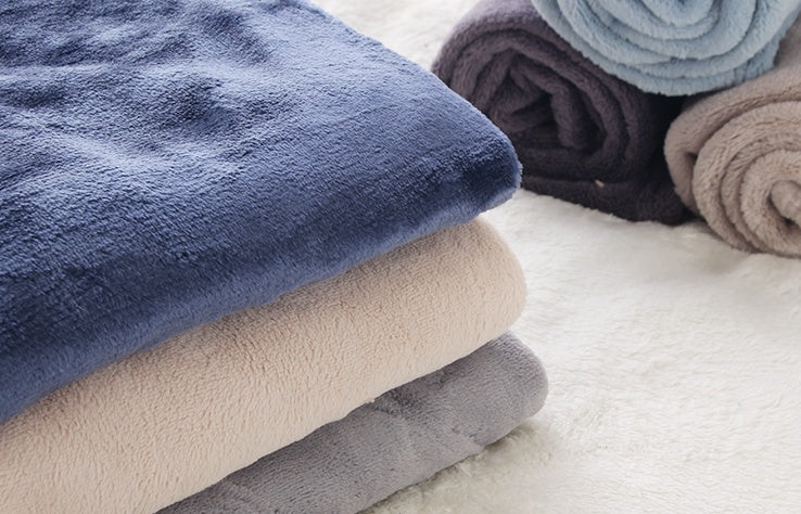 All-season kennel mat

Soft dog and cat quilt