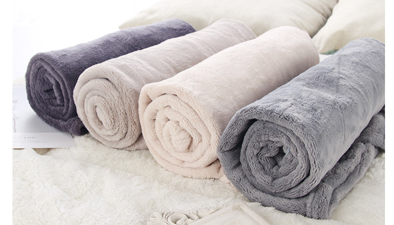 All-season kennel mat

Soft dog and cat quilt
