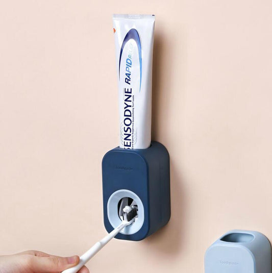 Bathroom squeezer gadget