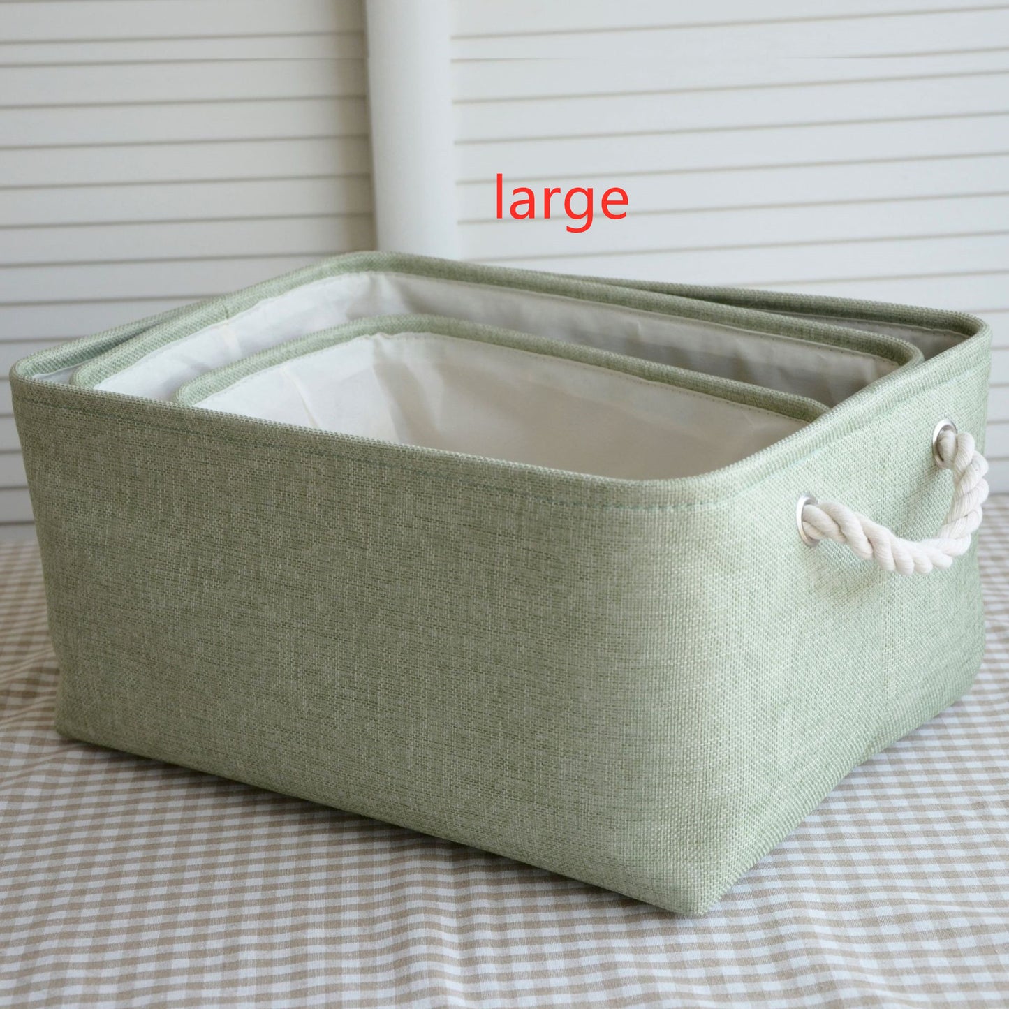 Fabric storage basket

