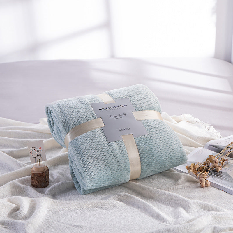Thick winter throw blanket

Textured flannel sofa blanket