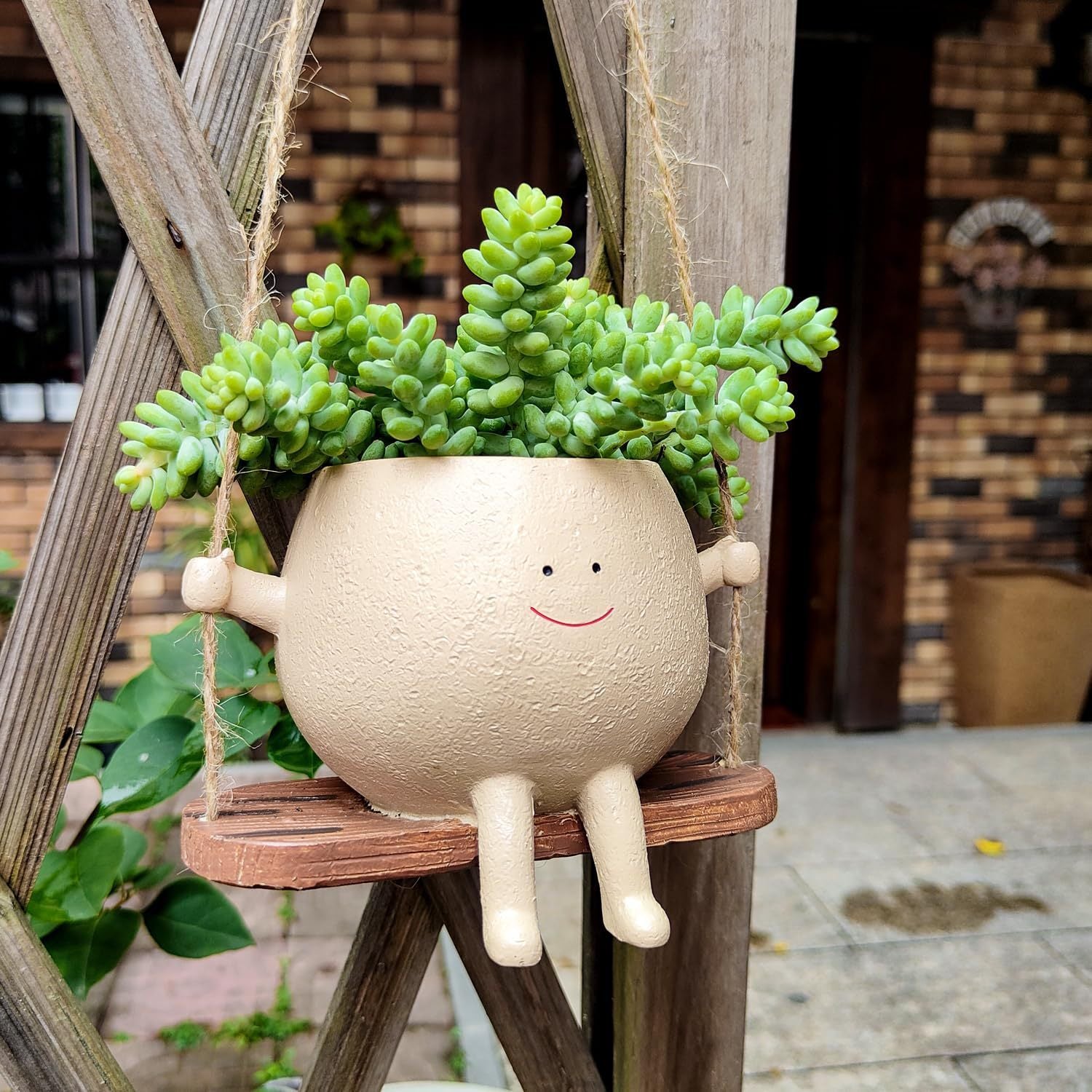 balcony wall planter

