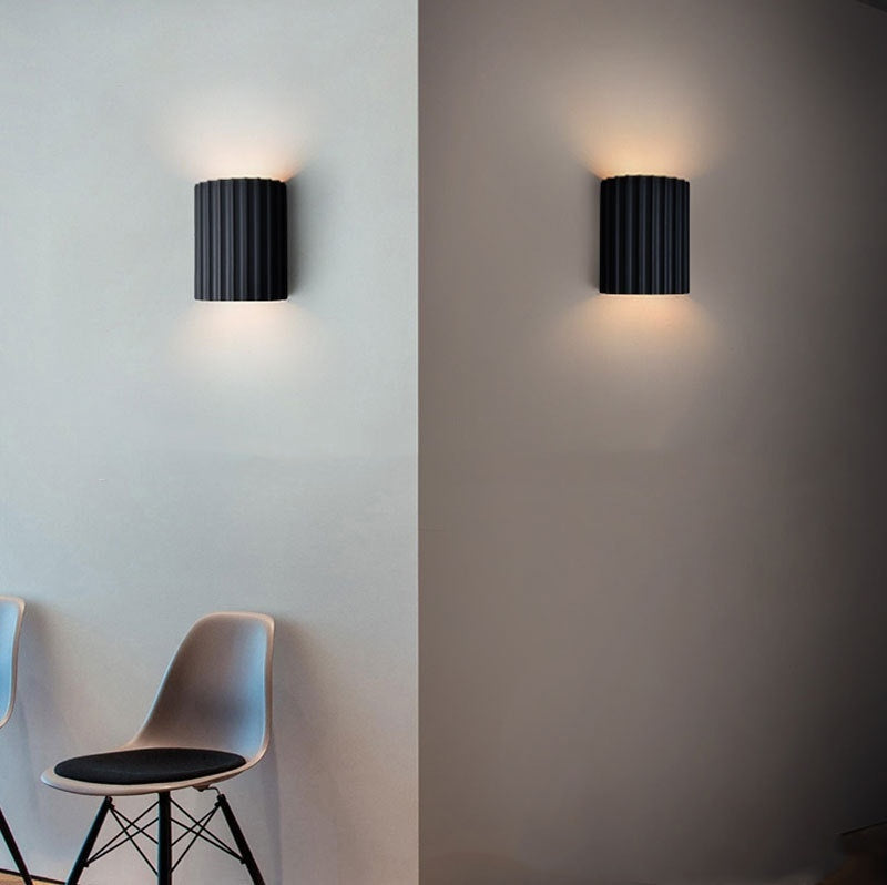 simple wall lighting


