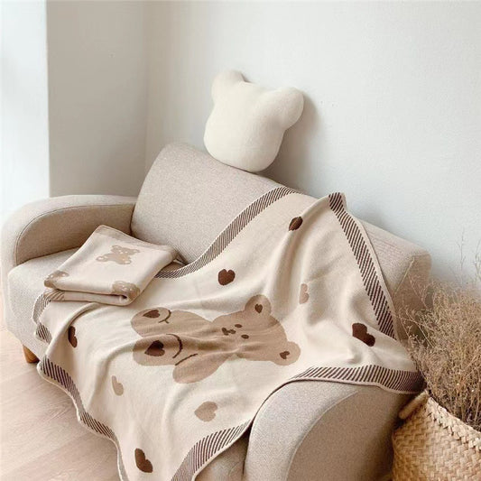 Warm knitted baby blanket

Stroller baby blanket