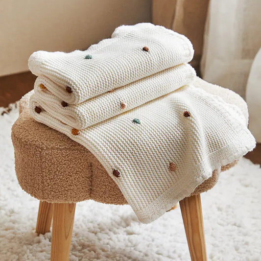 Air conditioning throw blanket

Summer nap blanket

