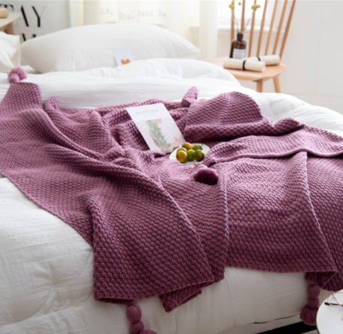 Nordic Fringed Knit Wool Blanket – Soft Throw for Sofa, Office & Travel - AVENWU