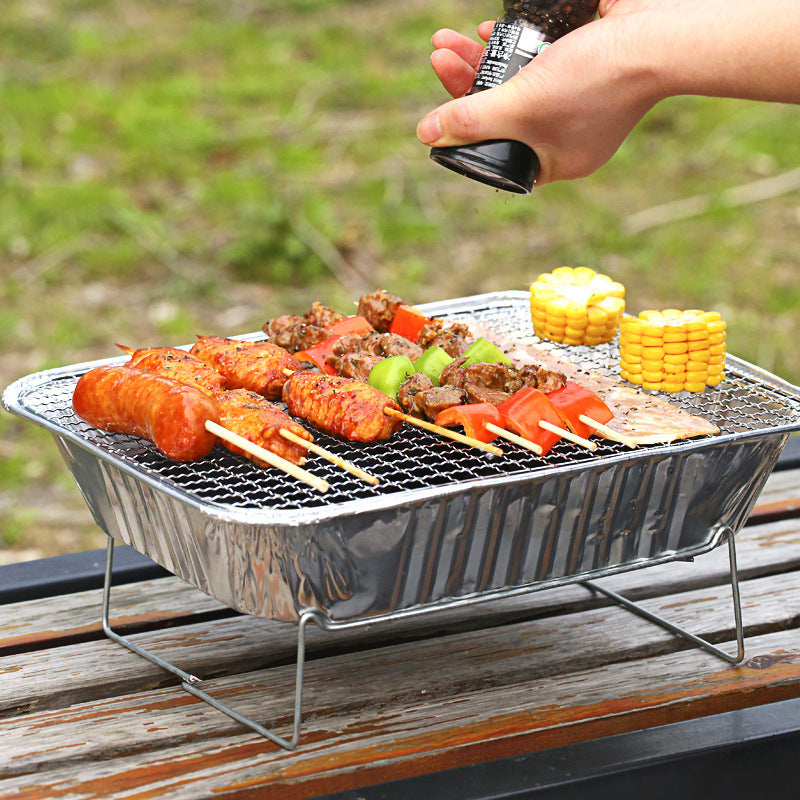 Small barbecue grill