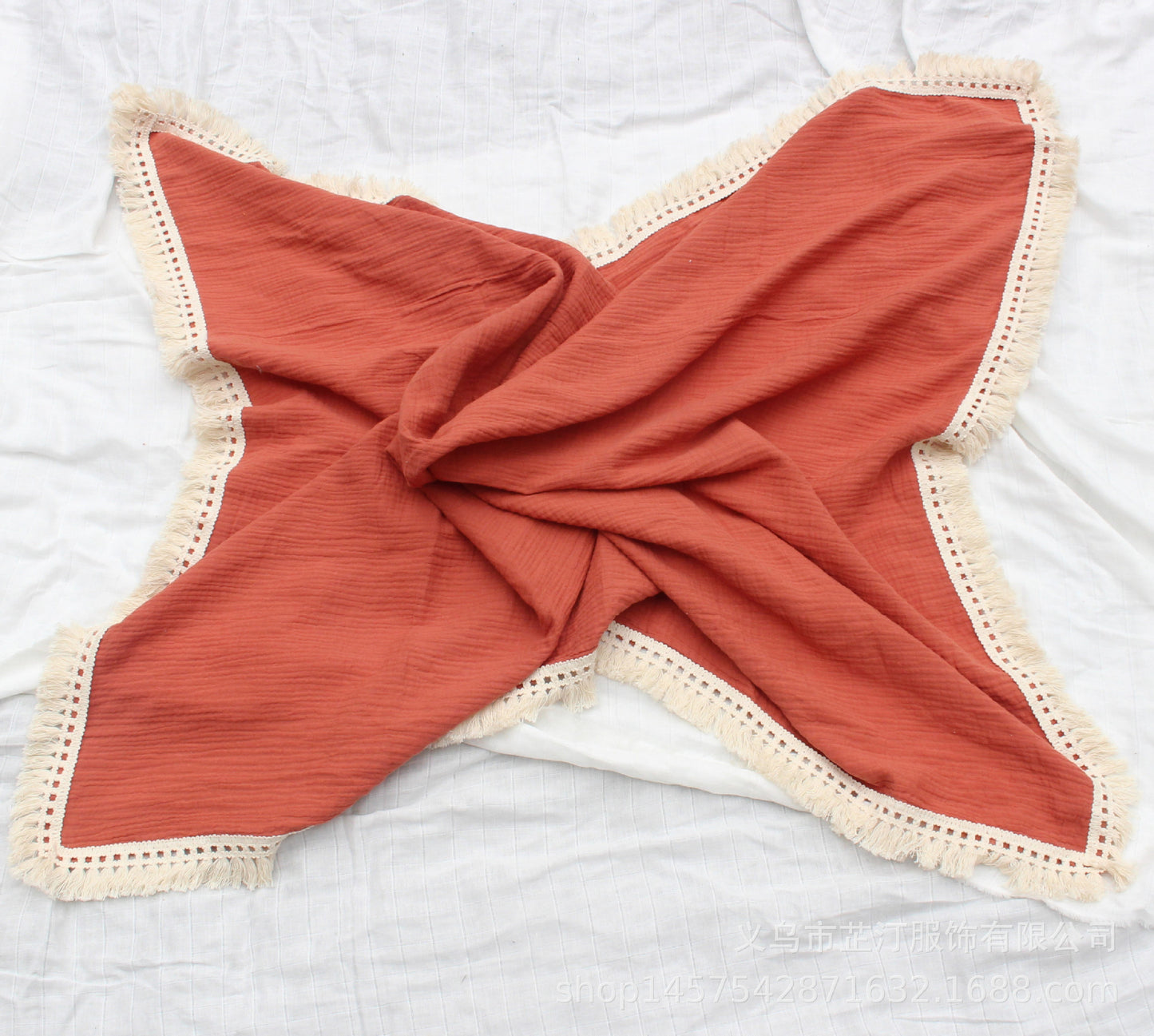 Double yarn baby towel

Tassel newborn towel

