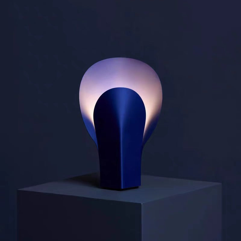 bedroom lamp
