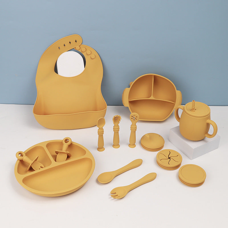 Baby suction bowl and plate

Baby feeding bib set

