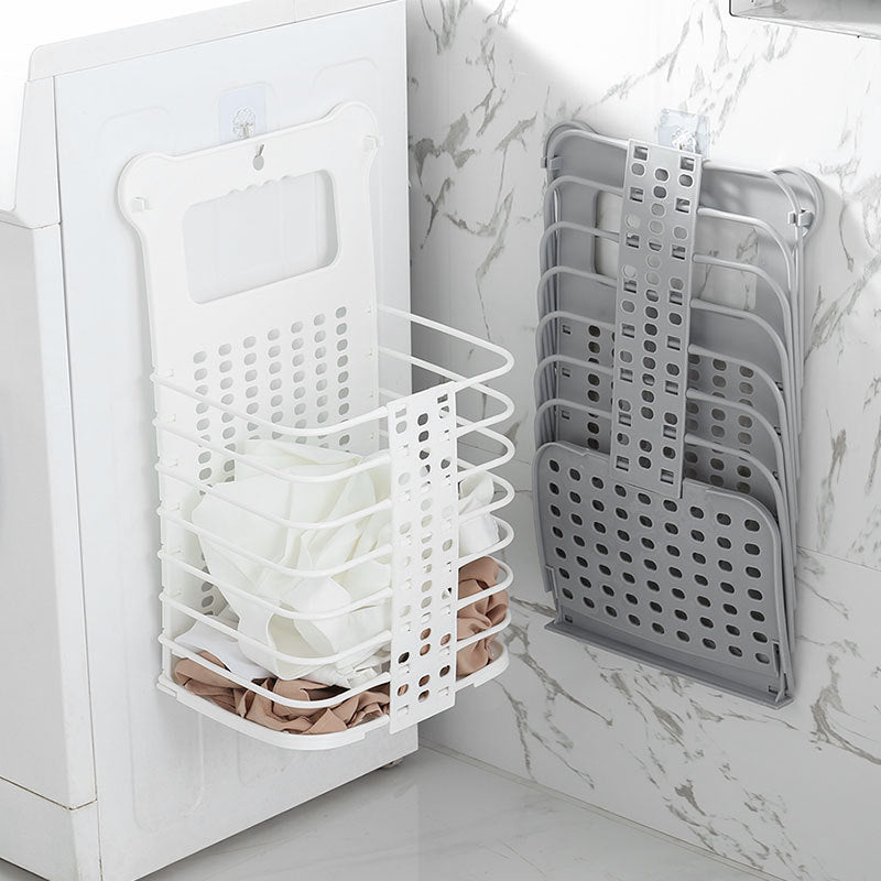 Laundry basket with handle