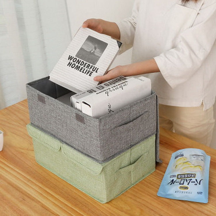 Foldable storage bin

