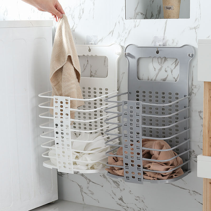 Laundry basket with handle