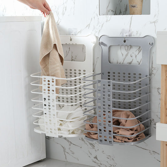 Laundry basket with handle