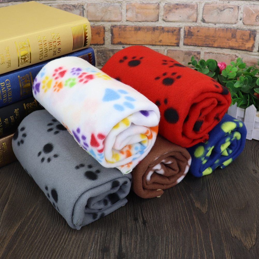 Cozy dog blanket

Soft cat throw blanket

