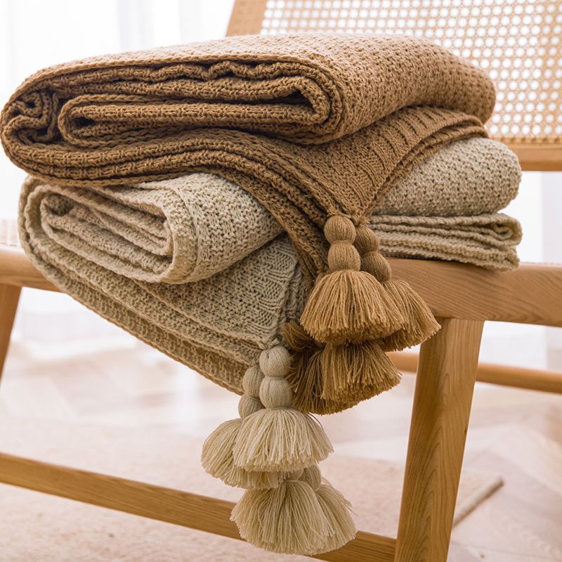 Handmade tassel throw

Lunch break sofa blanket