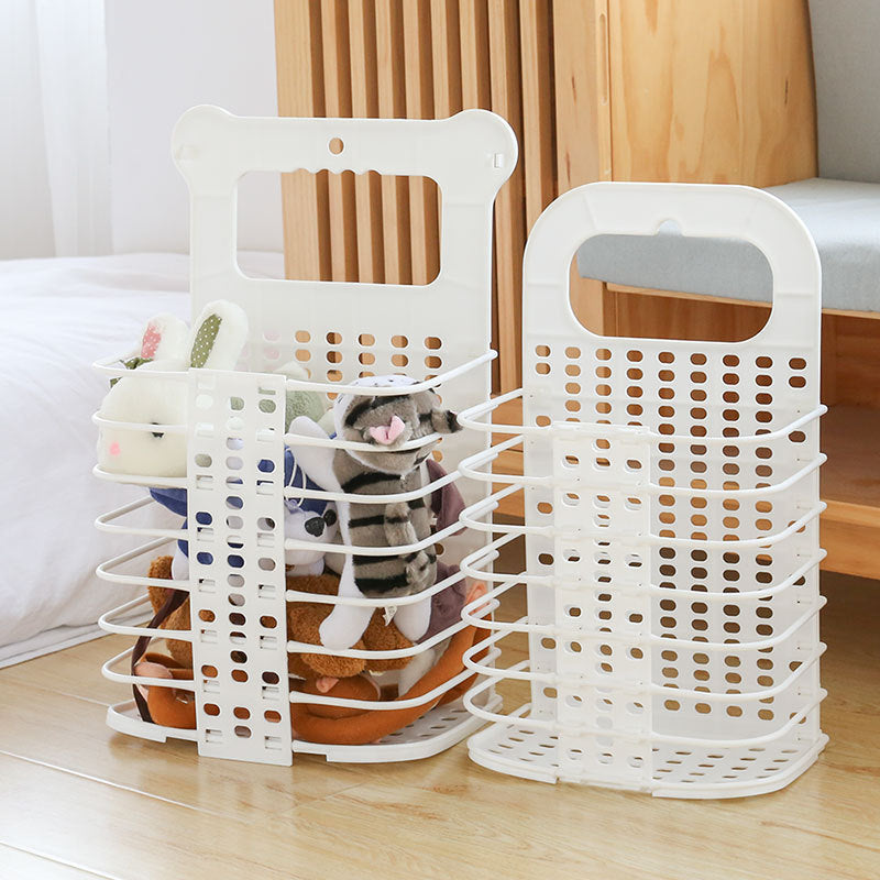 Laundry basket with handle