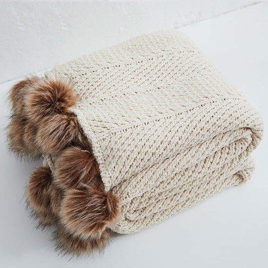 Office soft throw

Hairball tassel blanket