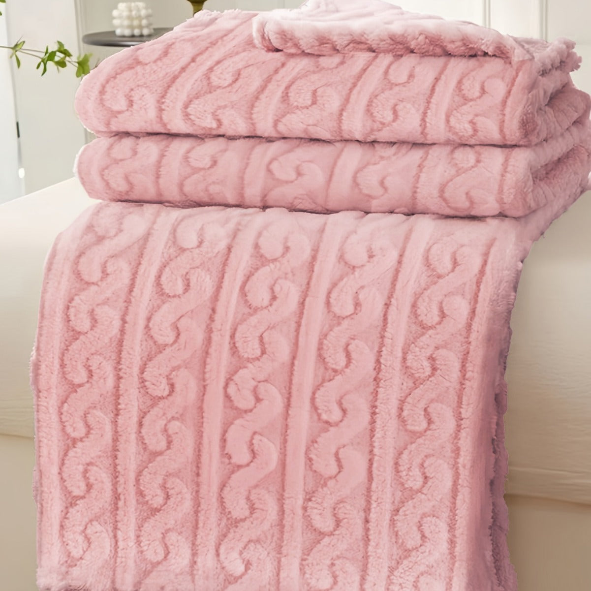 Water-absorbing baby blanket

Soft thick baby blanket

