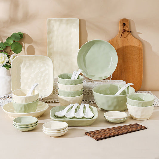ceramic bowls and plates


