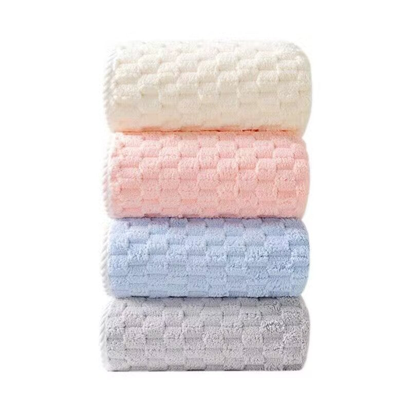 Coral Fleece Bath Towel – Soft, Cloud-Like Absorbent Towel for Home Use - AVENWU