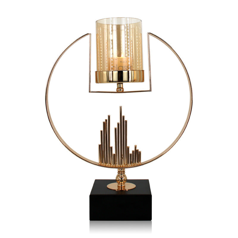 Light luxury décor

