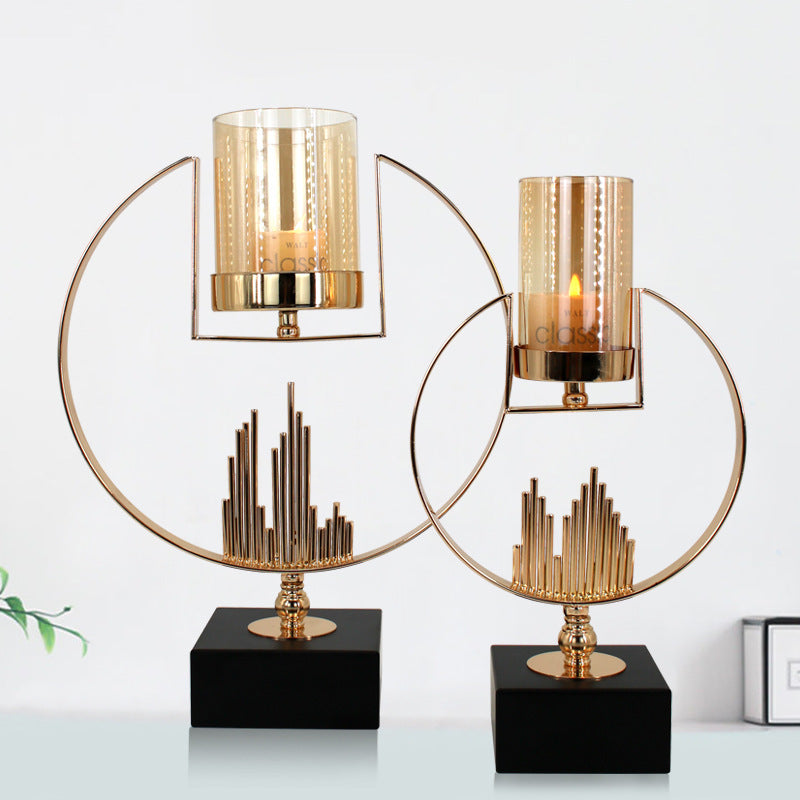 Light luxury décor

