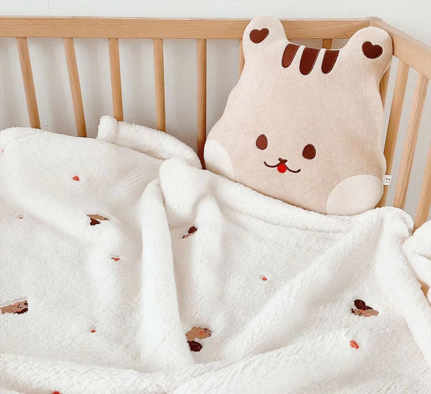 Soft baby blanket

Cozy infant blanket
