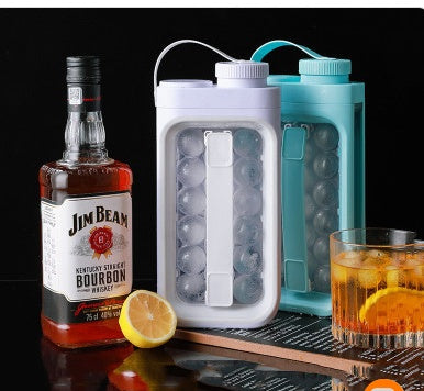 Portable ice ball kettle with quick release for summer drinks.