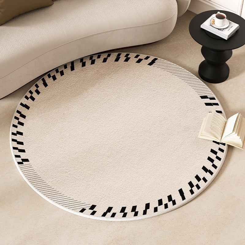 Cashmere-like round carpet placed at a home entrance with a cozy and welcoming look

Cashmere-like round carpet placed at a home entrance with a cozy and welcoming look

