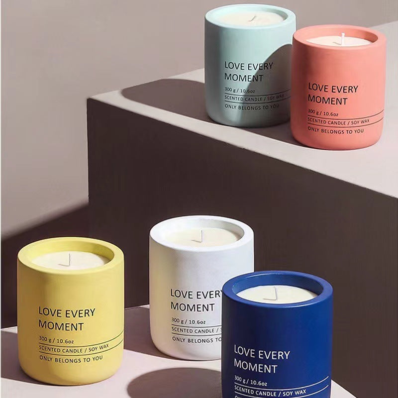 Ceramic cup candle

