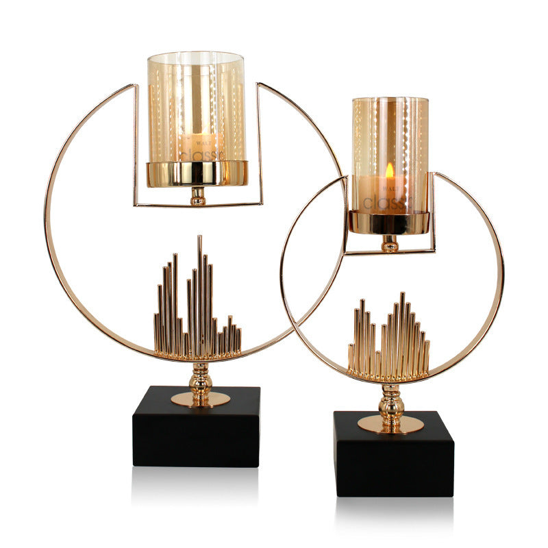 Light luxury décor


