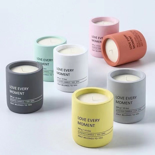 Ceramic cup candle

