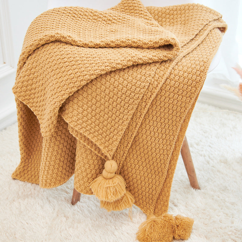Pineapple pendant blanket

Fringed baby throw

